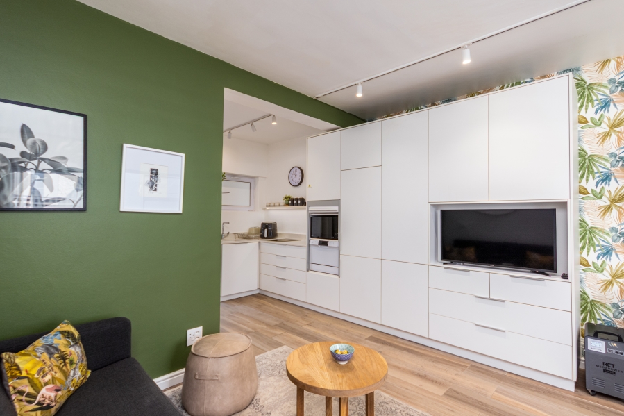 To Let 0 Bedroom Property for Rent in Green Point Western Cape